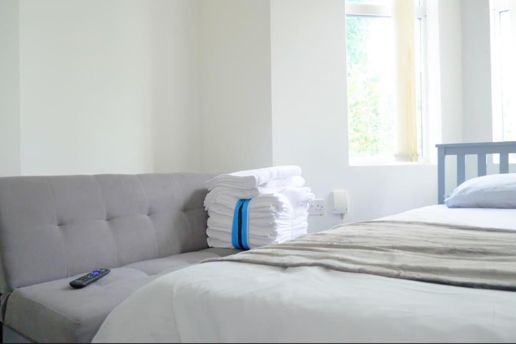 Discover Your Cozy Haven A Perfect Studio Getaway Leamington Spa Eksteriør billede
