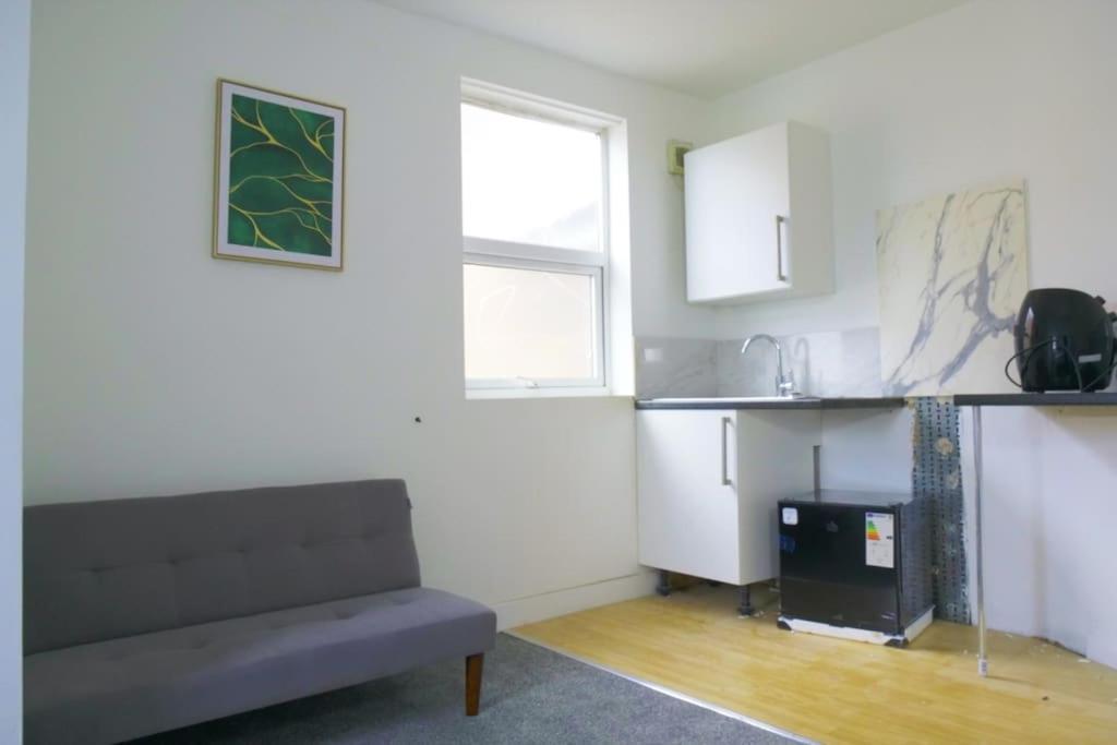 Discover Your Cozy Haven A Perfect Studio Getaway Leamington Spa Eksteriør billede