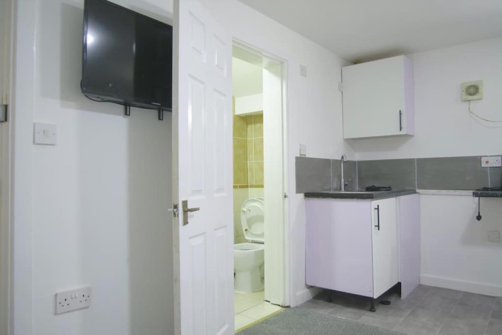 Discover Your Cozy Haven A Perfect Studio Getaway Leamington Spa Eksteriør billede